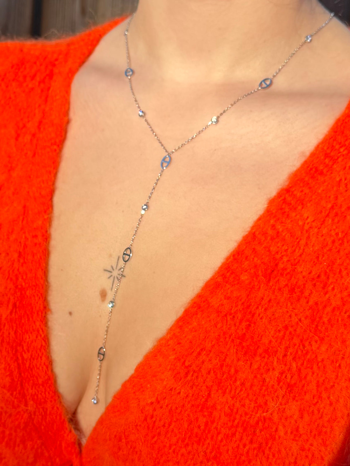 Collier long