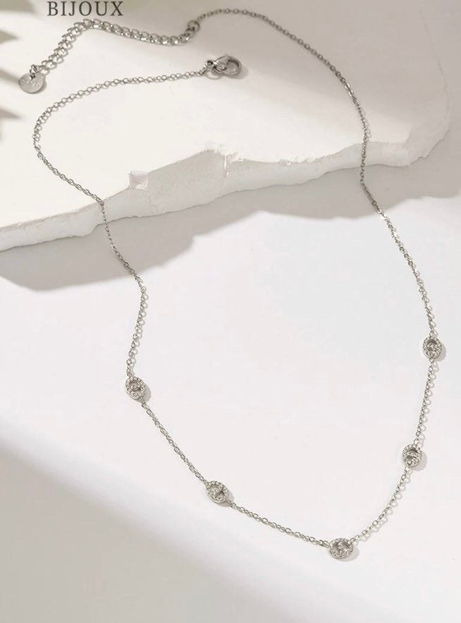 Collier Maé